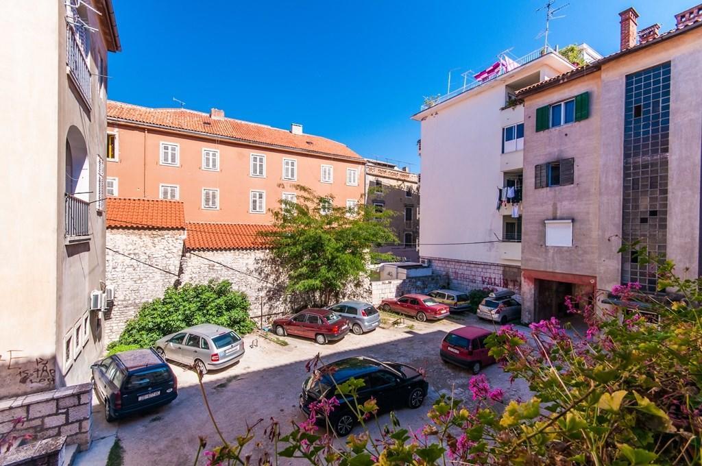 Fifi Apartment W. Parking In Old Town Ζαντάρ Εξωτερικό φωτογραφία
