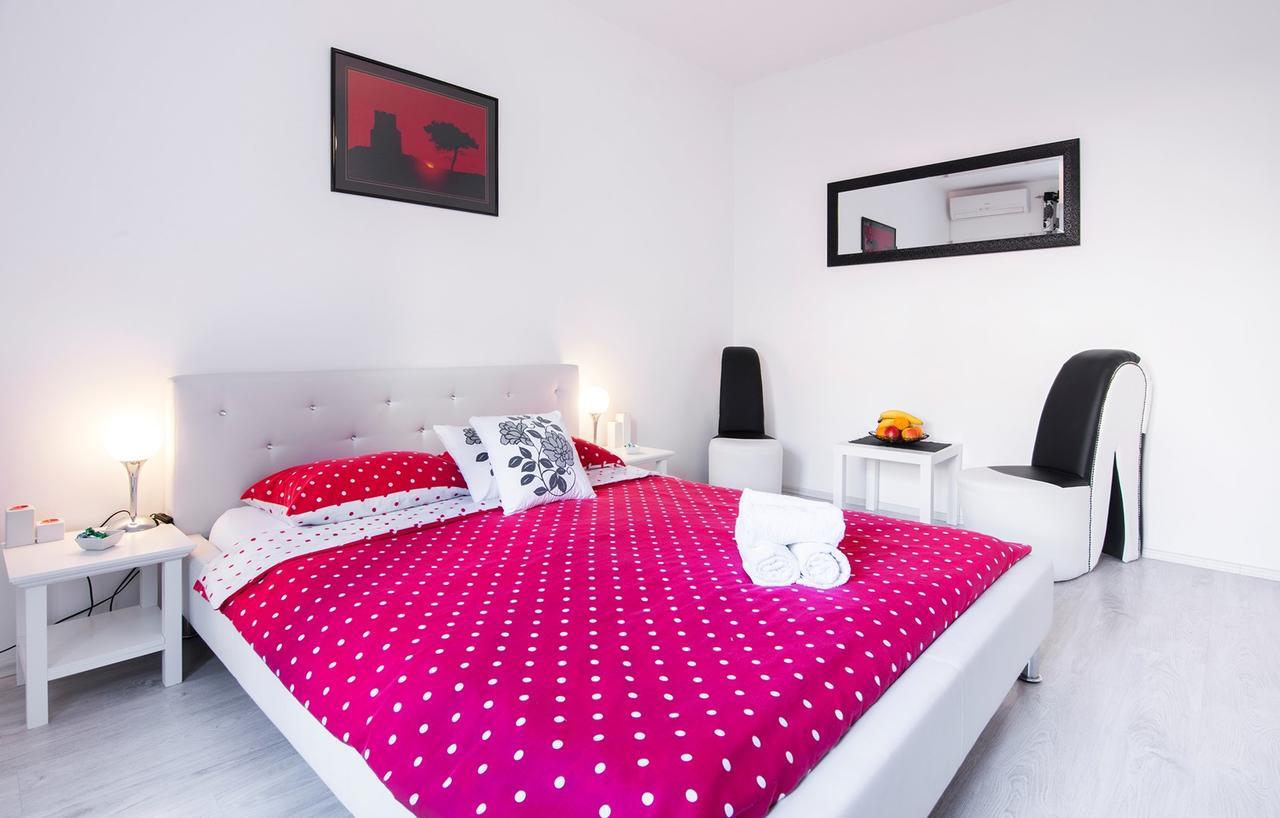 Fifi Apartment W. Parking In Old Town Ζαντάρ Εξωτερικό φωτογραφία