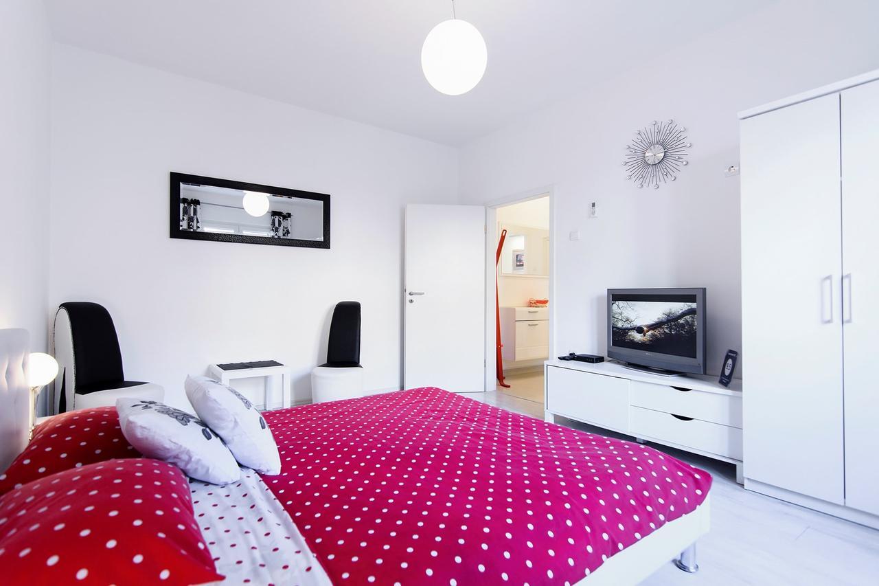 Fifi Apartment W. Parking In Old Town Ζαντάρ Εξωτερικό φωτογραφία